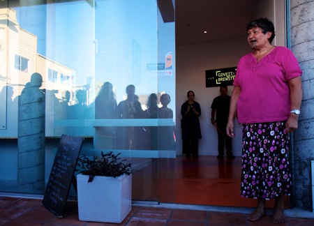 02. Govett Brewster Exhibition Opening 210 Stealing The Senses 2011 02. Govett Brewster Exhibition Opening 210 Stealing The Senses 2011