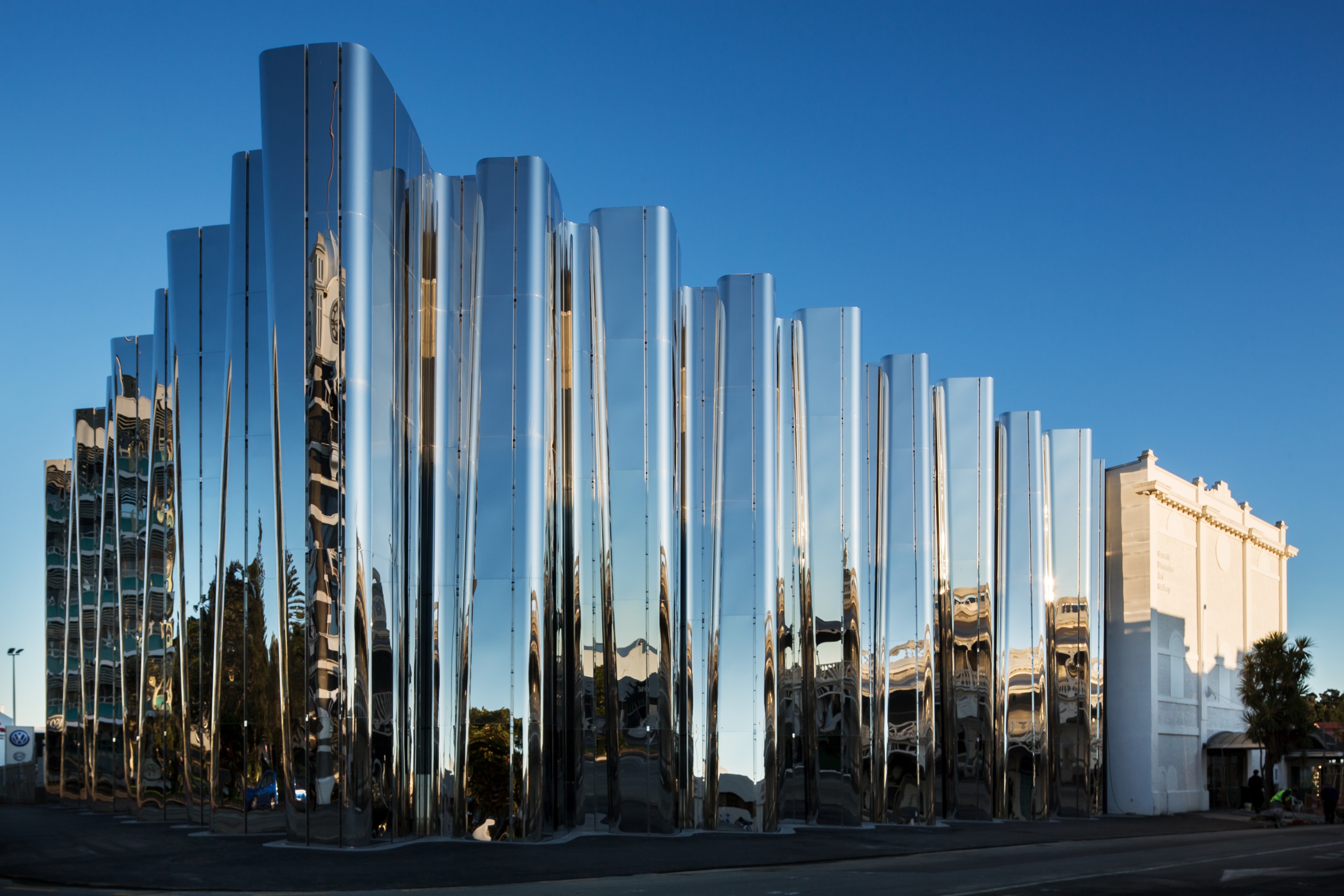 Len Lye Centre 5090